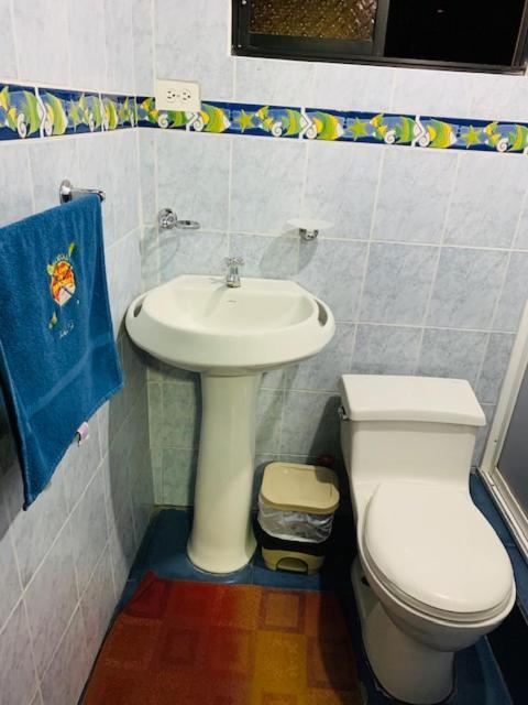 Hostal La Casa De Rodrigo Baeza Exteriér fotografie